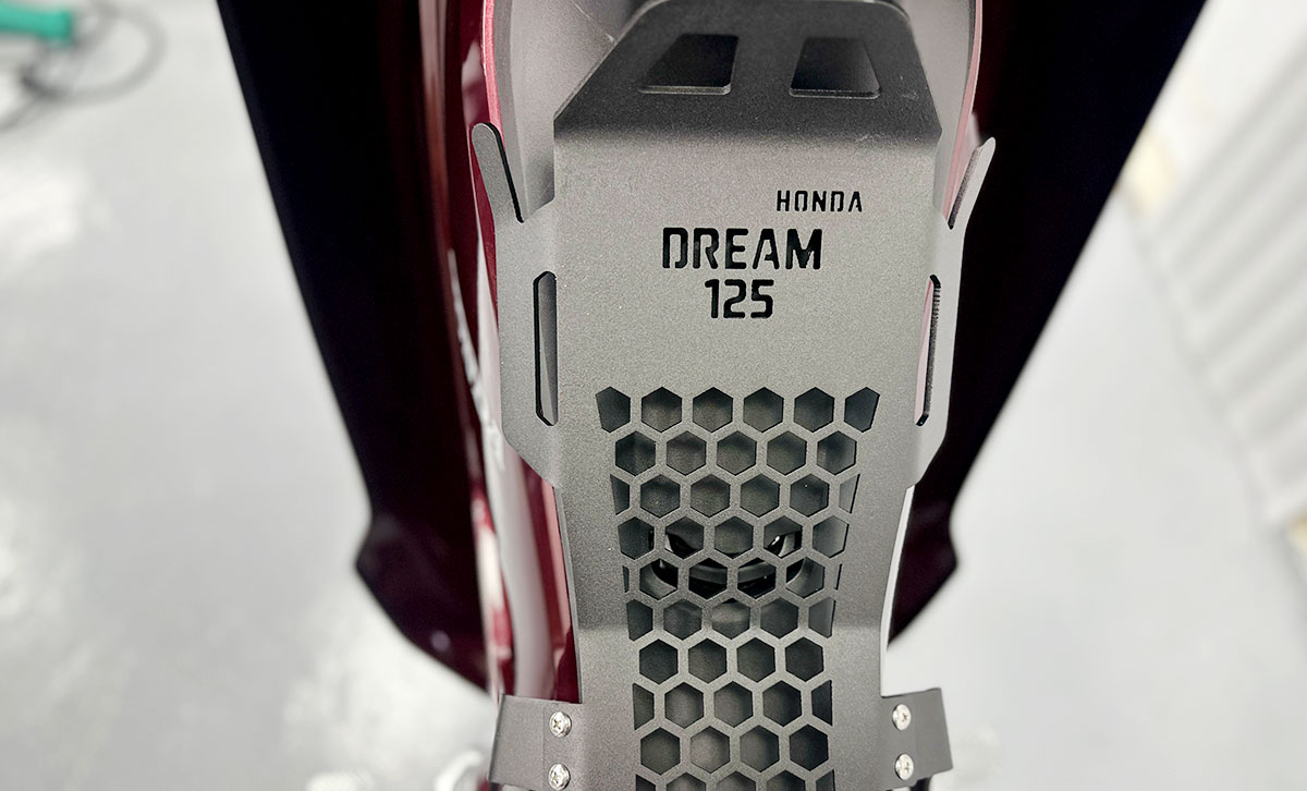 Baga Giữa Honda Dream Thái 2023, 2024, CNC Cực Đẹp